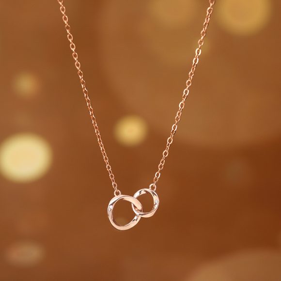 Mobius Strip Necklace Female Summer Circle Clavicle Chain