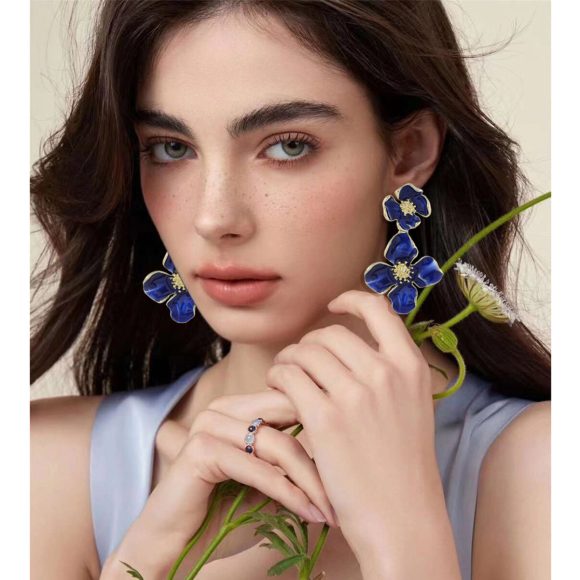 Drop Oil Camellia Earrings Hong Kong Style Retro - Image 6