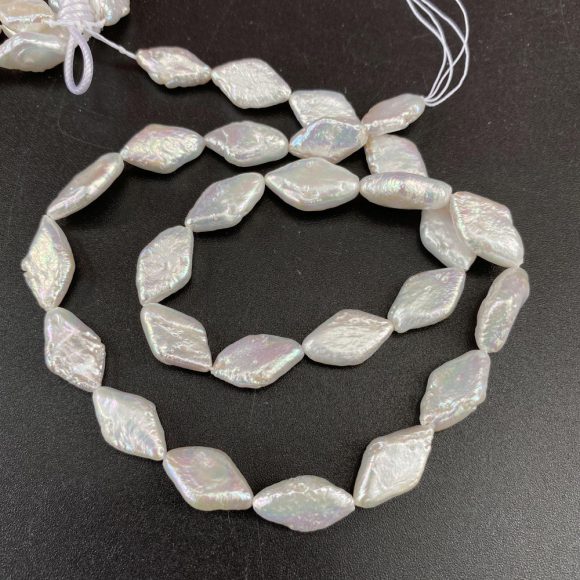 Natural Freshwater Diamond Shaped Pearl Beads - Image 5