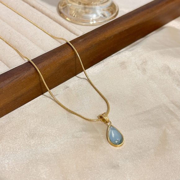 Simple Retro Water Drop Aquamarine Necklace For Women - Image 5