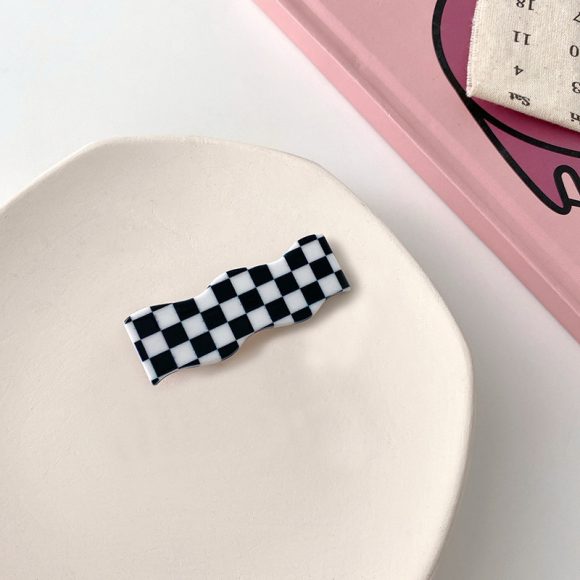 Wavy Checkerboard Hair Clips Sweet Versatile Bangs Clips - Image 3