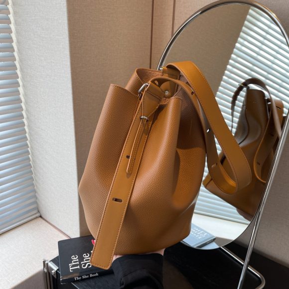 Fall Commuter Shoulder Messenger Bag - Image 4