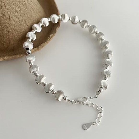 Women's Brushed Cat Eye Bead Bracelet - Image 5