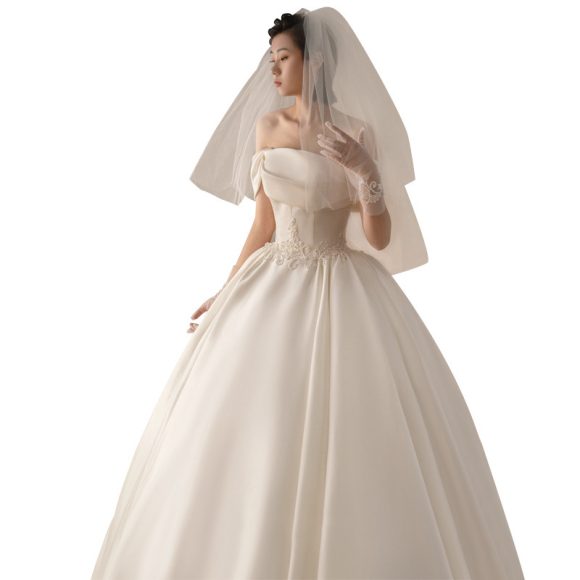 Women's Satin Off-shoulder Retro Fashion Trailing Wedding Dress - Image 8