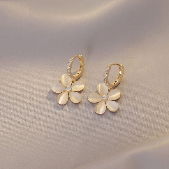 New Versatile Ear Clip High-grade Opal Flower Earrings - Image 4