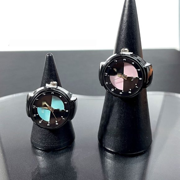 New Luminous Men And Women Student Minimalist Creative Ring Watch - Image 5