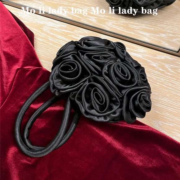 Retro Hand-held Oblique Handmade Flower Round Bag - Image 3