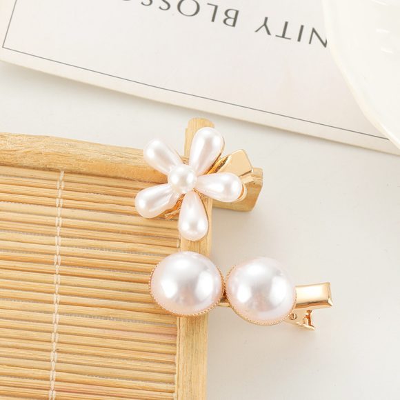 Slip-on Pearl Bow Hair Clip - Image 5