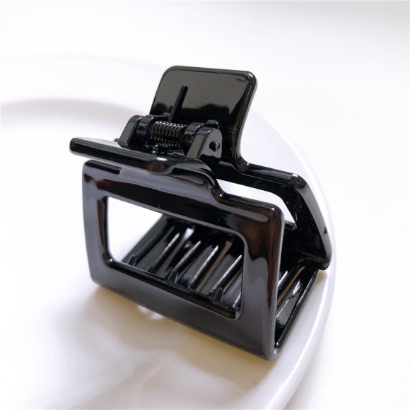 Hollow Square Ponytail And Updo Small Hairclip - Image 3