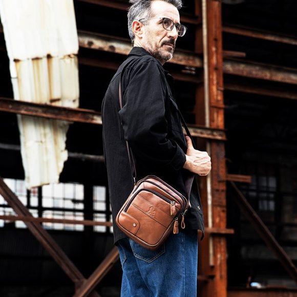 Men's Casual Simple First Layer Small Cowhide Crossbody Bag - Image 3
