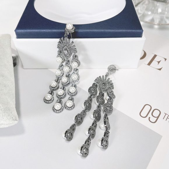 Micro Inlay Zircon Style Beaded Fringe Earrings - Image 3