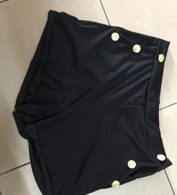 Hot sexy solid color button decorative shorts - Image 3