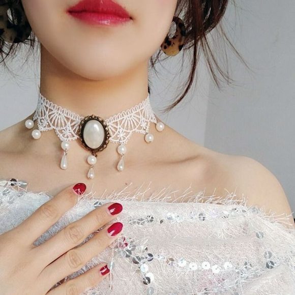 Personalized Multi-layer Crystal Lace Necklace Bone Chain - Image 3