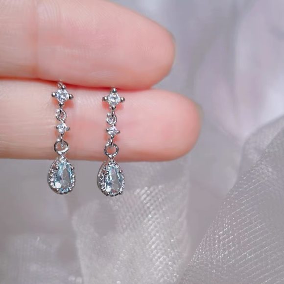 Light Blue Water Drop Earrings Zircon Temperament