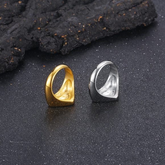 Fashion Triangle Stainless Steel Men's Ring - Image 3