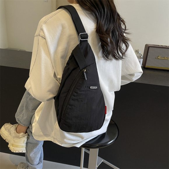 Women's Stylish Simple And Versatile Crossbody Bag - Image 6