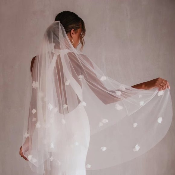 European And American Bride Wedding Veil - Image 3