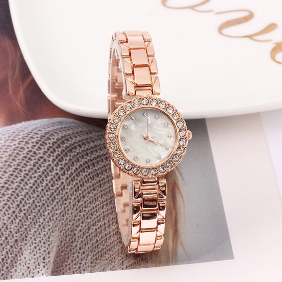 Women's Casual Diamond Quartz Bracelet Watch - Image 8