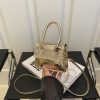 Retro Casual Shoulder Women's Crossbody Handbag