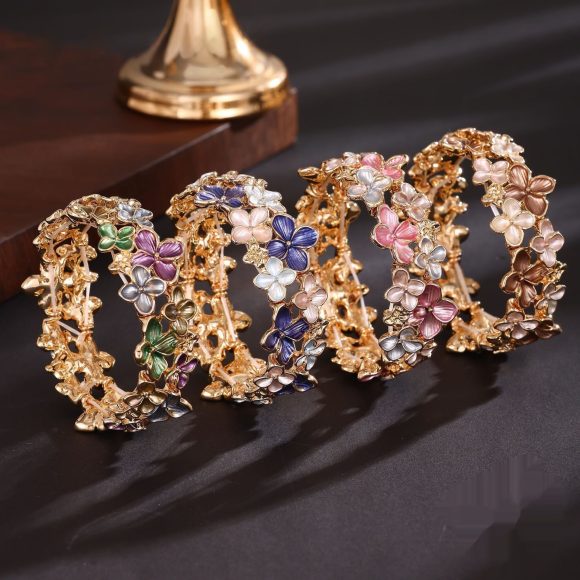 Enamel Little Sakura Elastic Bracelet Women's High-grade All-match Alloy Bracelet