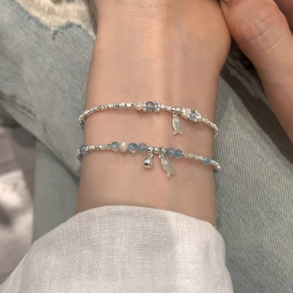 Summer Blue Beaded Silver Fish Bracelet - Image 6