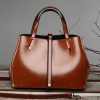 Luxury Retro Women's Hand-carrying Solid Color Simple - Image 2