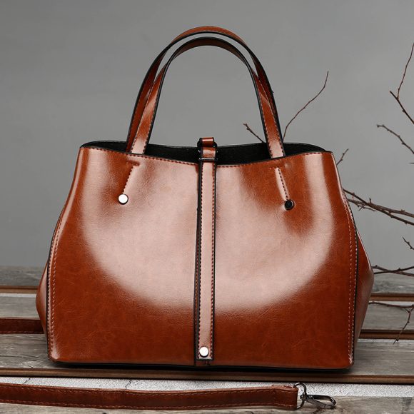 Luxury Retro Women's Hand-carrying Solid Color Simple - Image 2