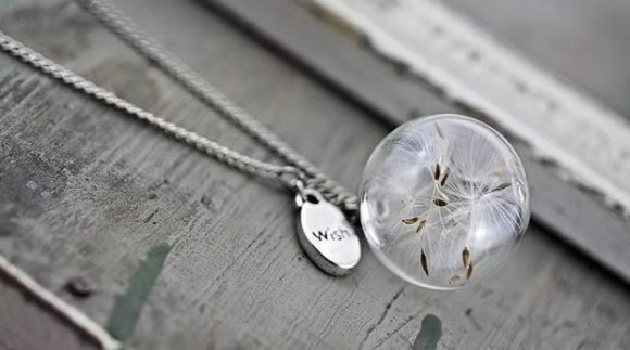 Vintage Handmade Fashion Dandelion Seed Glass Necklace - Image 4