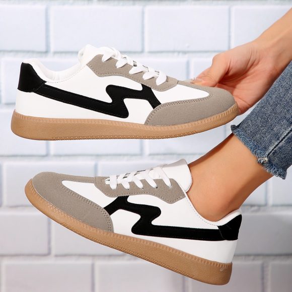 Fashionable Flat Casual Lace-up Student Sports Women's Board Shoes - Image 3