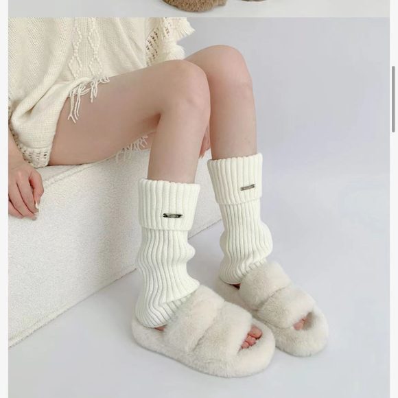 Fashion White Knitted Fabric Female Leg Warmer - Image 5