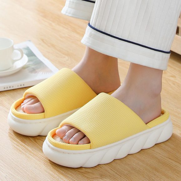 Men And Women Indoor Home Four Seasons Household Slippers - Image 4