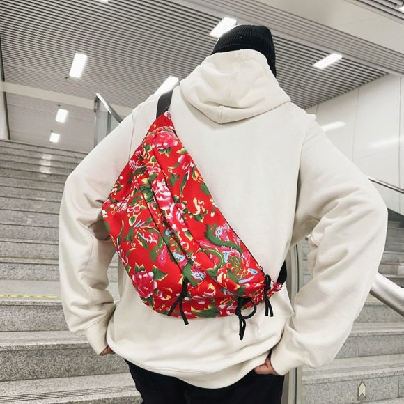 Unique Fashion New Style Artistic Style Chest Bag - Image 2
