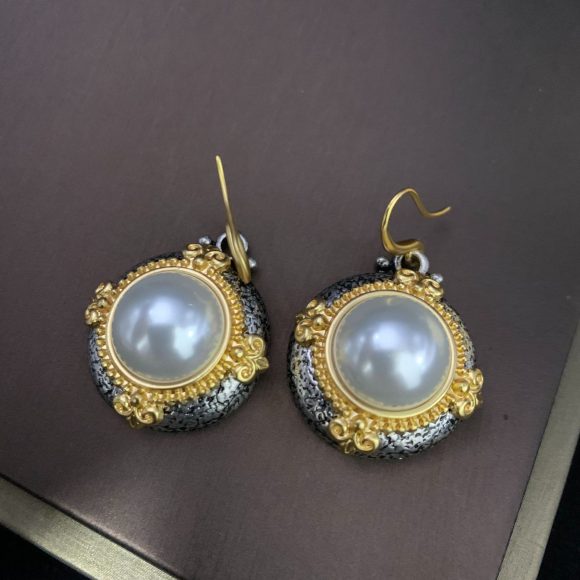Vintage Court Style Advanced Light Luxury Stud Earrings French Style Temperament 925 Silver Needle - Image 5