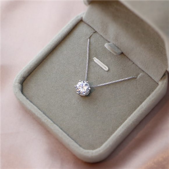 Zircon Six-claw Necklace Clavicle Chain Female - Image 3