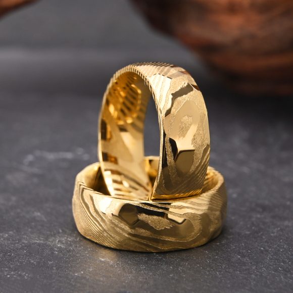 8mm Electroplated 18K Gold Damascus Steel Ring - Image 4