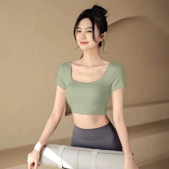Women's Short-sleeved T-shirt With Chest Pad - Image 3