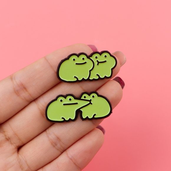 Frog Cartoon Creative Brooch Badge Clothing Backpack Ornament - Image 4
