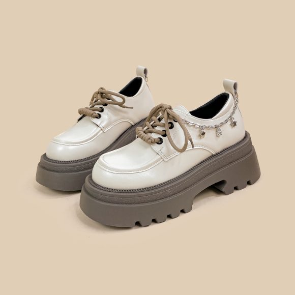 Amy And Mai British Style White Platform Leather Shoes - Image 3