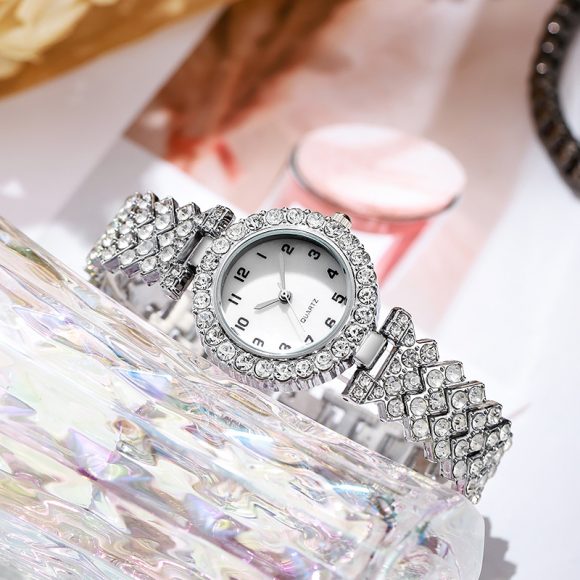 Women's Digital Fashion Casual Quartz Watch - Image 3