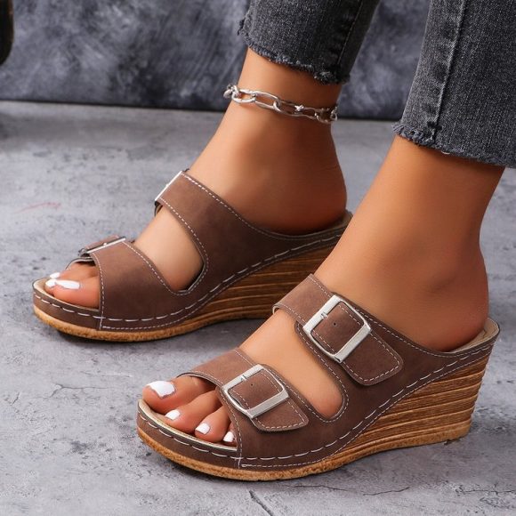 Women's Outer Wedge Belt Buckle Beach Slippers - Image 2
