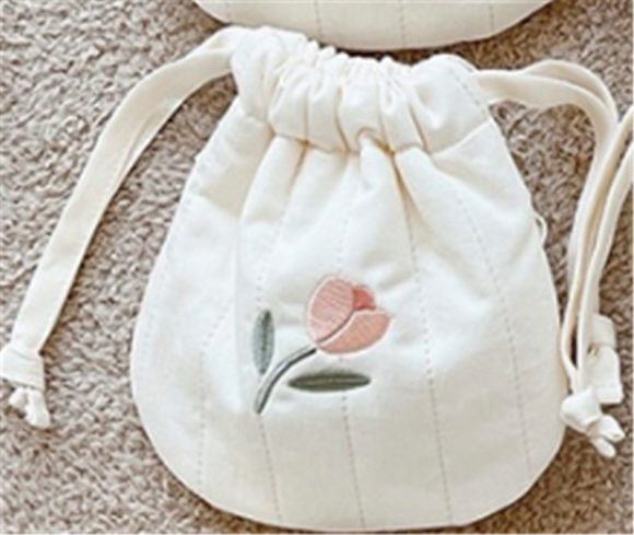 Animal Embroidery Quilted Drawstring Bun Small Bag - Image 6
