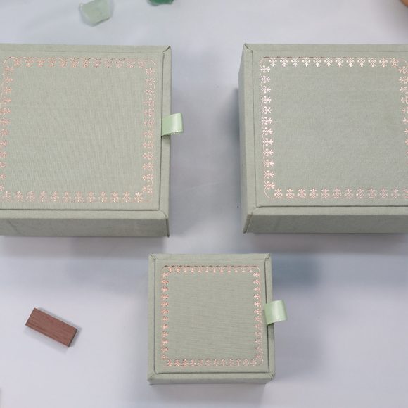 High-grade Mint Green Wooden Jewelry Box - Image 5