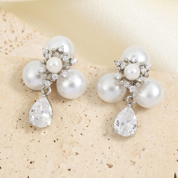 Women's Simple Pearl Stamen AAA Zircon Water Drop Earrings - Image 4