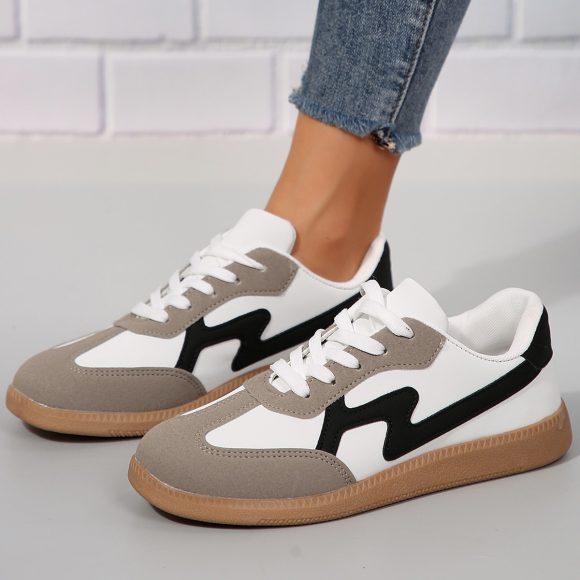Fashionable Flat Casual Lace-up Student Sports Women's Board Shoes - Image 2
