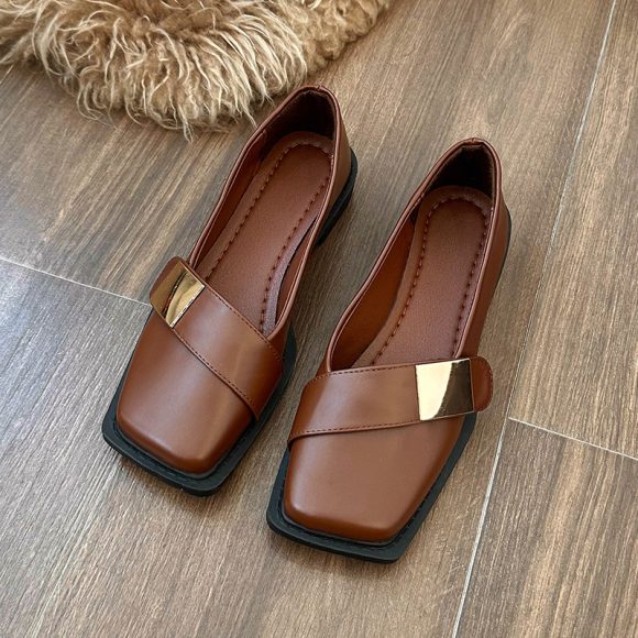 Metal Buckle Square Head Women's Flat-heeled Shoes - Image 3