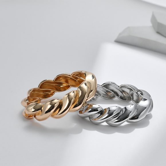 Female Twist Design Croissant Thread Creative Bracelet - Image 4