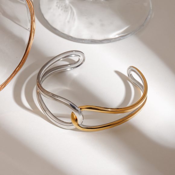 Noria Two Tone Gold Bangle - Image 5