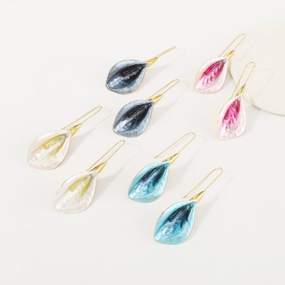 Women's Fashion Colorful Flowers Long Earrings - Image 3