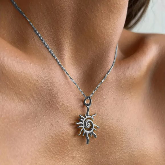 Creative Sun Vortex Necklace Simple Hollow Pendant - Image 5