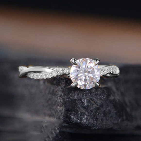 European And American Simple Plated 18K Gold Ring - Image 3